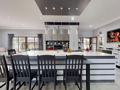 8 Bedroom House For Sale in Boksburg - AG0h.webp