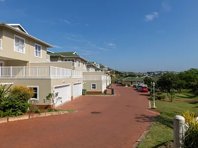 3 Bedroom Townhouse For Sale in Mount Edgecombe - EYki.webp