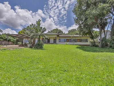 4 Bedroom House For Sale in Durban - l0in.webp