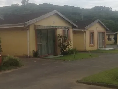 3 Bedroom Townhouse For Sale in Durban - ZBSN.webp
