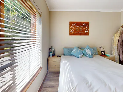 2 Bedroom Townhouse For Sale in Port Elizabeth - img