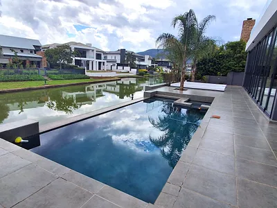 6 Bedroom House For Sale in Hartbeespoort - Fc1Z.webp