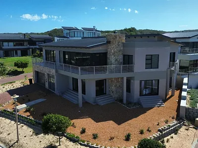 5 Bedroom House For Sale in Stilbaai East, Stilbaai - pcCn.webp