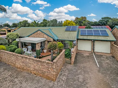 3 Bedroom Townhouse For Sale in Centurion - 0Tv2.webp