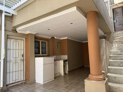3 Bedroom House For Sale in Chatsworth - SXGv.webp