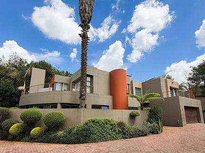 3 Bedroom Townhouse For Sale in Bedfordview - Enqj.webp