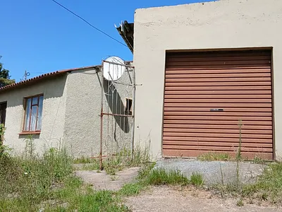 3 Bedroom House For Sale in East London - 92uK.webp