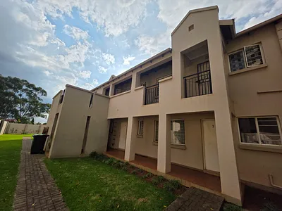 2 Bedroom Apartment To Rent in Klippoortjie, Boksburg - 9wQP.webp