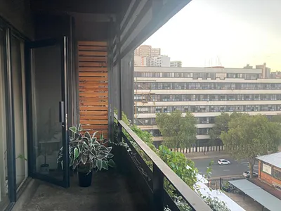 1 Bedroom Apartment For Sale in Johannesburg - 3nvG.webp