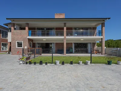 3 Bedroom House To Rent in Agulhas - w0lm.webp