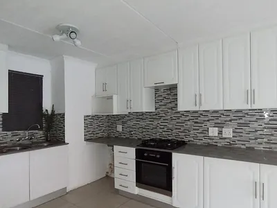 2 Bedroom Townhouse For Sale in Germiston - 5K9H.webp