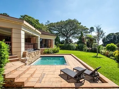 5 Bedroom Townhouse For Sale in Kloof - img