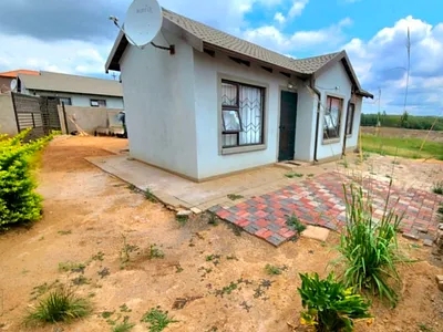 2 Bedroom House For Sale in Witbank - fUQn.webp