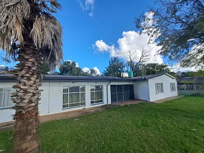 4 Bedroom House For Sale in Heidelberg - img