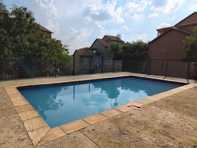 3 Bedroom Apartment For Sale in Germiston - TIW6.webp