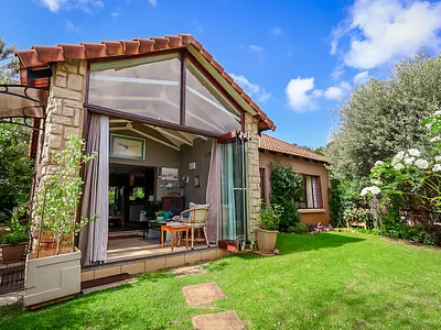 3 Bedroom Townhouse For Sale in Hartbeespoort - HQjM.webp