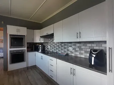 3 Bedroom House For Sale in Nigel - img