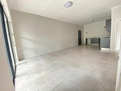 2 Bedroom Apartment To Rent in Glen Austin, Midrand - img