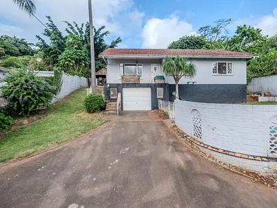 3 Bedroom House For Sale in Durban North - ewYa.webp