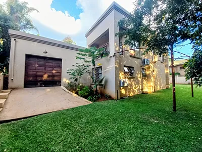 4 Bedroom House To Rent in Rustenburg - img