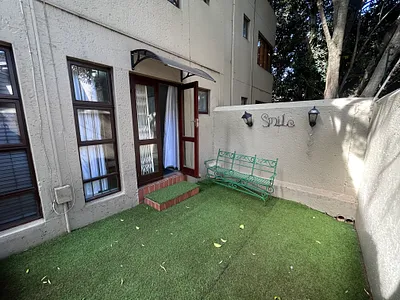 1 Bedroom Townhouse For Sale in Sandton - ig5J.webp
