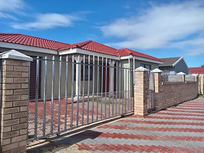 3 Bedroom House For Sale in Motherwell 6, Motherwell - 7itY.webp