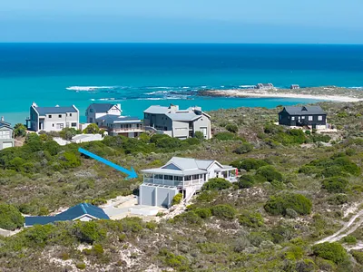 2 Bedroom House For Sale in Suiderstrand - 0IIR.webp