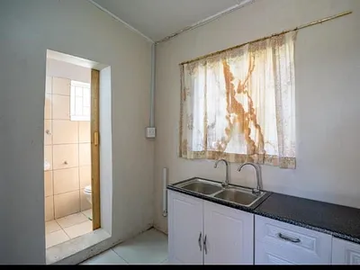 1 Bedroom Apartment To Rent in East London - Gy3j.webp