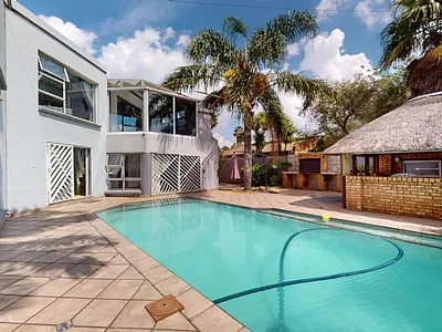 5 Bedroom Townhouse For Sale in Boksburg - uk28.webp