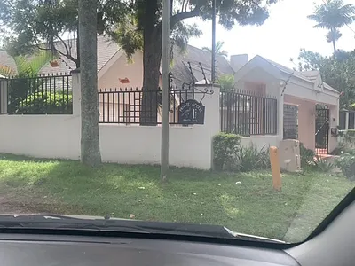 3 Bedroom House To Rent in Durban - esCb.webp