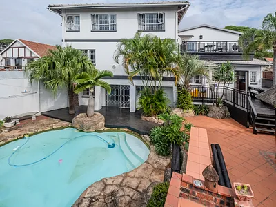 7 Bedroom House For Sale in Durban North - 3osH.webp