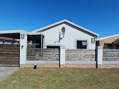 3 Bedroom House To Rent in Port Elizabeth - SIys.webp