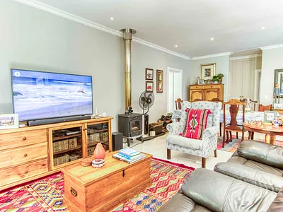 3 Bedroom Townhouse For Sale in Somerset West - KYEI.webp