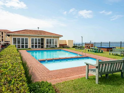 3 Bedroom Townhouse For Sale in Amanzimtoti - fx7n.webp