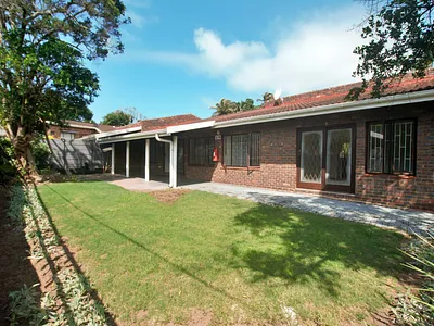 4 Bedroom Townhouse For Sale in Pennington - img