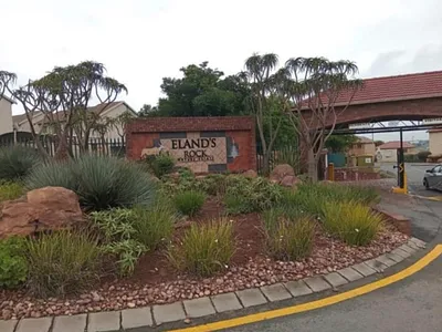 3 Bedroom House For Sale in Johannesburg - vkCv.webp