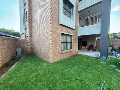 2 Bedroom Townhouse For Sale in Boksburg - Hkq3.webp