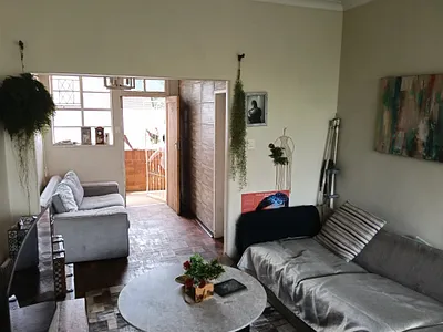 2 Bedroom Apartment For Sale in Germiston - 6d20.webp