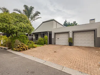 3 Bedroom House For Sale in Durbanville - img