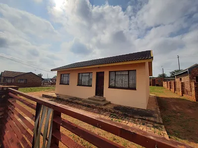 3 Bedroom House For Sale in Potchefstroom - fxZd.webp