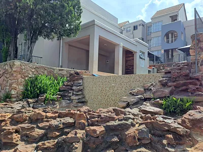 2 Bedroom Townhouse For Sale in Johannesburg - img