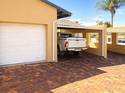 4 Bedroom Apartment For Sale in Sandton - img