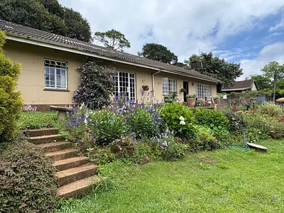 6 Bedroom House For Sale in Hilton - Qa6W.webp