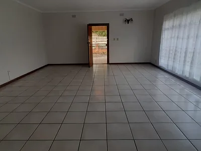 2 Bedroom House To Rent in Pretoria - qzR0.webp