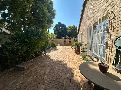 3 Bedroom House For Sale in Alberton - img
