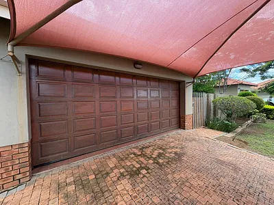 4 Bedroom House For Sale in Rustenburg - RTGQ.webp