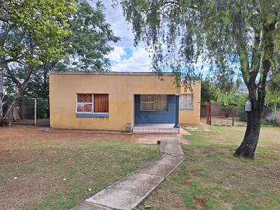2 Bedroom Apartment To Rent in Uitenhage - qLFg.webp