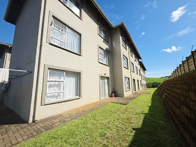 2 Bedroom Apartment For Sale in Empangeni - IRzd.webp