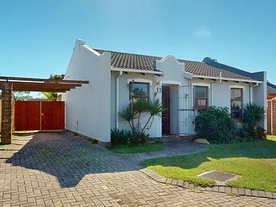 2 Bedroom Townhouse For Sale in Port Elizabeth - img