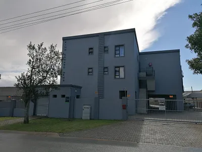 1 Bedroom Apartment To Rent in Port Elizabeth - img